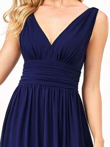 EVERPRETTY 优雅雪纺V领无袖褶皱长款宝蓝色伴娘礼服，适合婚礼和毕业典礼等场合。 - 寶藍色 - 查看 6