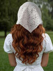 1pc Minimalist Fashion Countryside Floral Hollow Out Knit Triangle Scarf
