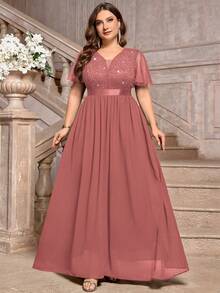 Große Größen Abendkleid mit tiefem V-Ausschnitt, Pailletten, Spitze, Rüschen, Mesh-Ärmeln und Chiffon-Kontrast