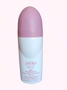 Desodorante Antitranspirante Roll On con Efecto Aclarante para Mujer de Jafra - Suave Fragancia Femenina que Protege Todo el Día - Fórmula Especial para Piel Delicada, Ideal para Uso Diario - 60 ml con Tapa Rosa - Desodorante en Roll-On con Aroma Ligero y Fresco - Controla el Sudor y el Mal Olor Hasta por 24 Horas - Ayuda a Aclarar Gradualmente las Axilas Oscuras - Perfecto para Mujeres Activas, Elegantes y que Buscan Cuidado Personal Completo - No Irrita, Secado Rápido y Agradable al Tacto - Ideal para Toda Edad: Adolescentes, Adultas y Mujeres Mayores - Refresca, Protege y Cuida tu Piel con la Confianza de la Marca Jafra - Lleva Siempre Contigo una Sensación de Limpieza y Frescura. - Rosa - Ver 3