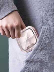 1pc Portable 4/6 Grid Transparent Pill Box Organizer