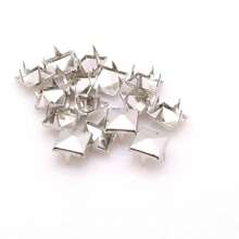 100/200pcs/Pack Metal Spikes Square Studs Rivets Punk Rock Leather Craft Four Claw Rivets On Clothes Shoes Bracelets
