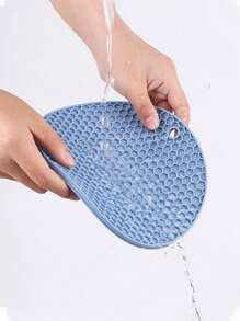 4pcs Multifunctional Round Heat Resistant Silicone Mat Cup Coasters Non-Slip Pot Holder Table Placemat Restaurant Accessories Tool Picnic Blanket4pcs Multifunctional Round Heat Resistant Silicone Mat Cup Coasters Non-Slip Pot Holder Table Placemat Restaurant Accessories Tool Picnic Blanket
