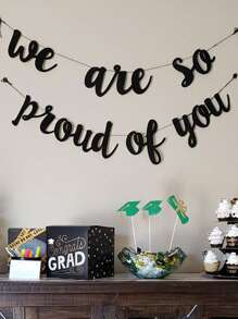 1 pieza Pancarta decorativa para fiesta de graduación con purpurina dorada y negra que dice "Estamos muy orgullosos de ti"