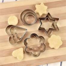 3pcs/12pcs Stainless Steel Cookie Cutter Mold Set - Christmas, Halloween, Thanksgiving Theme - Heart, Circle, Star, Flower Shapes For Baking And Cookie Making