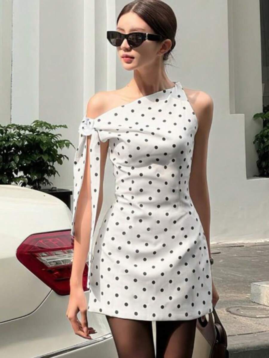 Chic Street Style Polka Dot Print Asymmetrical Shoulder Strap Fitted Bodycon Mini Dress, Spring/Summer