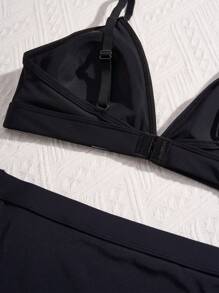 1 套女士性感比基尼内衣套装，带三角罩杯，舒适无钢圈，可拆卸衬垫，可调节肩带