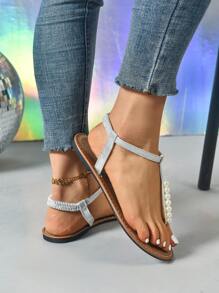 新款时尚系带凉鞋，时尚休闲罗马风一脚蹬凉鞋，黑色、米色、棕色可选；休闲平底拖鞋，纯色编织舒适沙滩凉鞋；博主推荐厚底凉鞋，夏季沙滩鞋；优雅搭扣低跟圆头拖鞋，防臭防滑简约户外拖鞋。由于脚型不同，鞋子尺码可能偏大，请谨慎下单。 - 銀色 - 查看 5