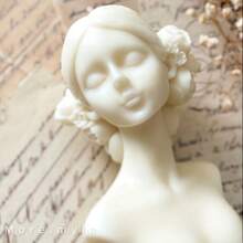 1pc 3D Candle Silicone Mold, Closed Eyes Girl And Blindfolded Girl Mold For DIY Jewelry, Gypsum Statue, Aromatherapy Candle, Resin Casting, Home Decor