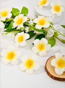10/25 szt. Biała pianka hawajska Frangipani sztuczne płatki kwiatów Plumeria czapka do włosów wieniec kwiatowy DIY dekoracja ślubna do domu 5 cm