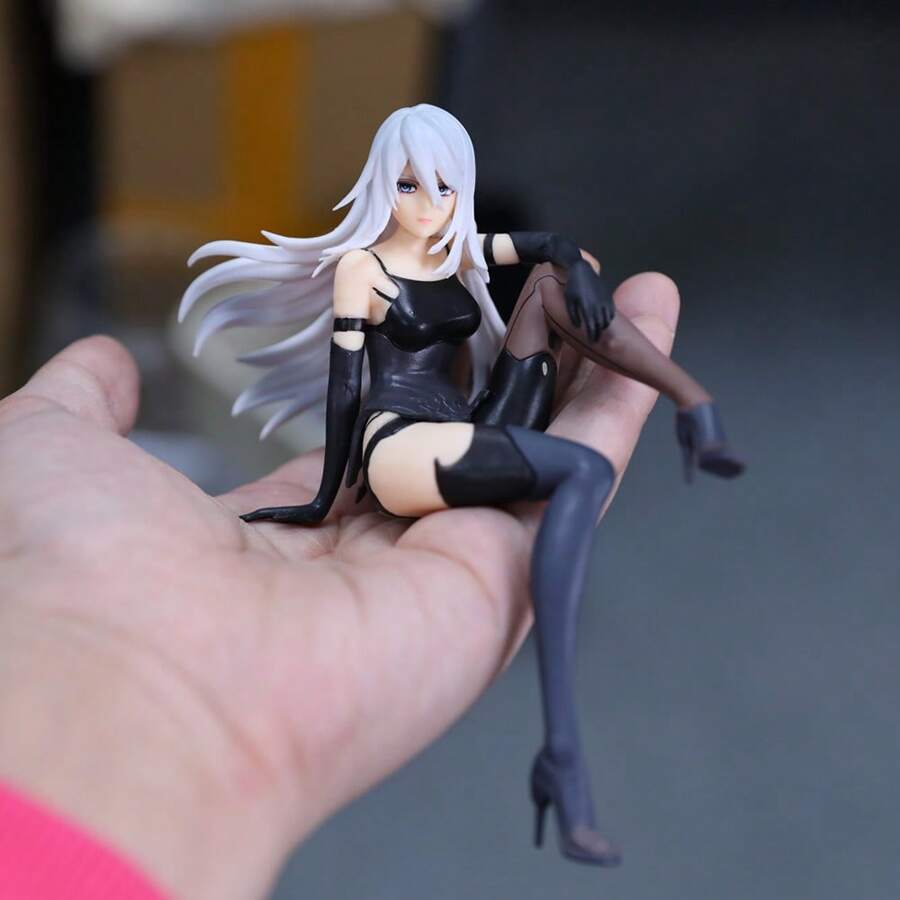 汽车摆饰人偶展示，略有瑕疵的帅气坐姿可动人偶 - 彩色 - 查看 1