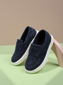 Kids Anti-Slip Classic Fashion Flat Shoes, PU Soft Gradient Color Slip-On Boys Casual Moccasins, Vivid Minimalist Comfortable Breathable Non-Slip Easy-On Loafers For Boys And Girls Students - Navy Blue - View 2