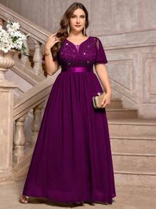 Vestido largo formal de fiesta con cuello de pico profundo, encaje con lentejuelas, volantes, mangas de malla y contraste de gasa