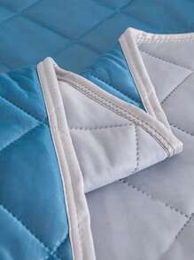 1pc Cooling Blanket, Suitable For Hot Sleepers, Lightweight Cold Blanket, Large Size Summer Cooling Cover Blanket That Absorbs Heat To Keep Adults Cool, Soft Breathable Silky Smooth Light Weight - Lake Blue - View 8