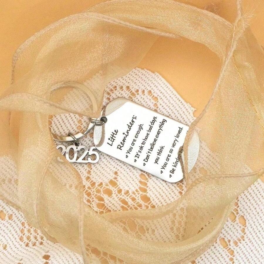 1 件小提醒钥匙扣激励圣诞礼物，适合女性男性心理健康日常肯定礼物 2025 年毕业生日礼物，适合他/她的朋友，你足够振奋人心的钥匙 - 銀色 - 查看 1