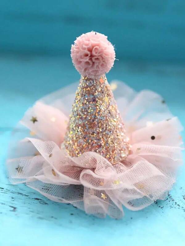 Mini-chapeaux d'anniversaire, inserts de chapeau de maille mignons et de dessin animé pour la décoration de gâteau. Pour les anniversaires, les décorations de Noël, de la Saint-Valentin, du Nouvel An, les cadeaux d'anniversaire, de Pâques, les célébrations de fêtes et les rassemblements familiaux, les fêtes d'anniversaire de camping, les tea-parties, les mariages, les cadeaux de la Saint-Valentin, les fêtes à la maison et au bureau, s'assortir à la Saint-Patrick, Pâques, la Saint-Valentin