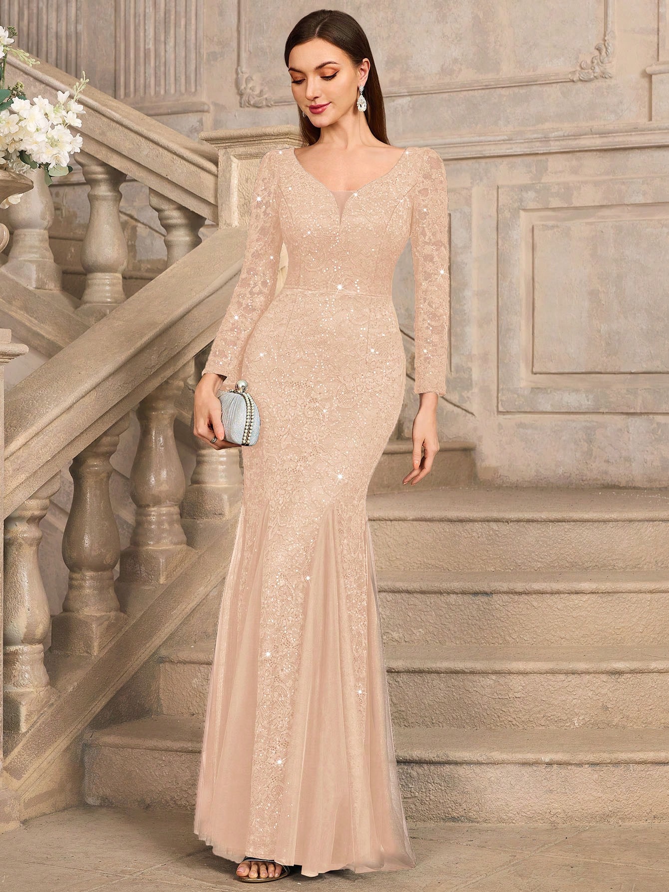 MIUSOL فستان مسائي ذو رقبة عميقة على شكل V مطرز با...