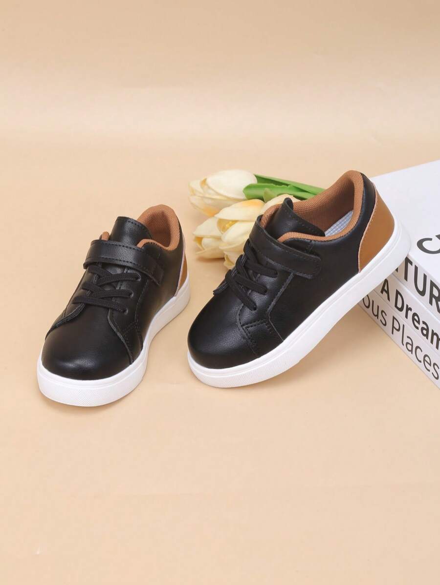 Kids' Casual Color Block Hook And Loop Closure Campus Style Fashion Sneakers - Black - View 1