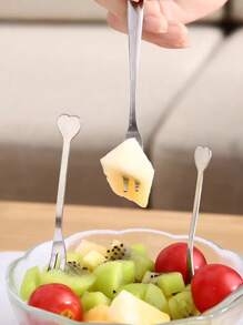 1 pieza Tenedor de fruta en forma de corazón de acero inoxidable creativo, palillos de fruta de moda, mini tenedores para pasteles y postres, pinchos para aperitivos