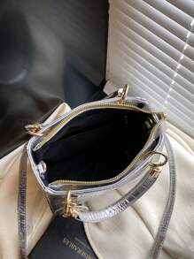 大容量女士手提包，时尚鳄鱼压纹银色托特包，配有可调节斜挎带，是女性最佳母亲节礼物