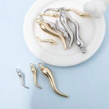 5pcs/10pcs Classic Fashion Gold & Silver Chili Pepper Pendants In 3 Sizes, Suitable For Jewelry Making, DIY Necklace, Keychain, Bag Charm, Earrings, Anklets, Craft Supplies - Gold and Silver Mixed Color - View 12