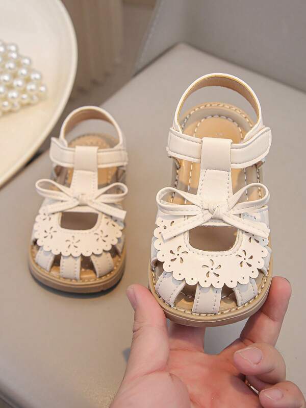 1 Pair Girls Bowknot Frill Decor Hook And Loop Soft Bottom Sandals, Anti-Slip Princess Style Closed Toe Flats, Summer