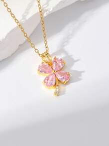 1pc Copper Cubic Zirconia Dopamine Lucky Clover Pendant Necklace, Fashionable Layering Collarbone Chain Jewelry For Women