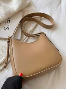Fashionable Solid Adjustable Shoulder Crossbody Handbag For Women