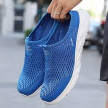 1 Pair Men's Breathable Mesh Slip-On Athletic Casual Travel Shoes, Lightweight And Comfortable (Size Runs Small, Please Order One Size Up) - Blue - View 3