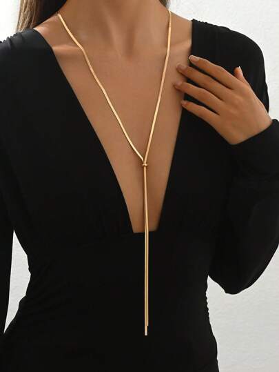 1 Stück modische, 18 Karat vergoldete Luxus-Halskette aus Edelstahl mit elegantem, minimalistischem, kreativem und vielseitigem extra langem Schlangenknochen-Kettenanhänger in Y-Form, einstellbar, geeignet für Frauen zum Tragen bei Feierlichkeiten, romantischen Urlauben, Dates mit Freunden, Modeschauen, Bars, Reisen, auf dem Weg zur Arbeit, im Urlaub, beim Tanzen und auf Strandausflügen