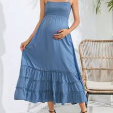 Women's Sleeveless Maternity Dress Summer Spaghetti Strap Smocked Tiered Flowy Maxi Dress For Baby Shower Photoshoot