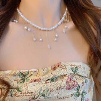 精致合金和珍珠项链，独特设计，奢华轻质颈链，配珍珠泪珠吊坠和流苏