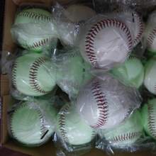 Official Size 9-Inch 5OZ Luminous Baseball PU Leather Material Can Emit Light, Suitable For Day And Night Games, As Well As Training Gifts For Fans, Games, And Weight Bars