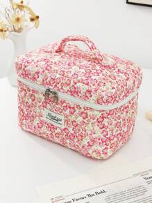1 PC Pink Floral Quilted Portable Make Up Bag,Fashionable And Casual Large Capacity Portable Zipper Makeup Bags,Travel And Vacation Essentials Cosmetic Bags For Sanitary Napkins,Pouch Pads,Wired Earphones,Headphones,Charger,Lipsticks,Cosmetics,Perfume,Skin Care And Beauty Products,Home Decor,For Mom,Women,Nurses,Students,School Girls,Keys,Holiday Gifts