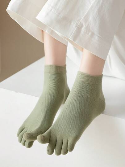 1/3 Pairs Of Spring And Summer Women's Socks. Breathable Split Toe Socks, Candy Colored Women's Split Toe Socks, Fall