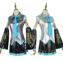 Set completo di costumi da cosplay di anime, per interpretazione di ruoli di idol virtuali