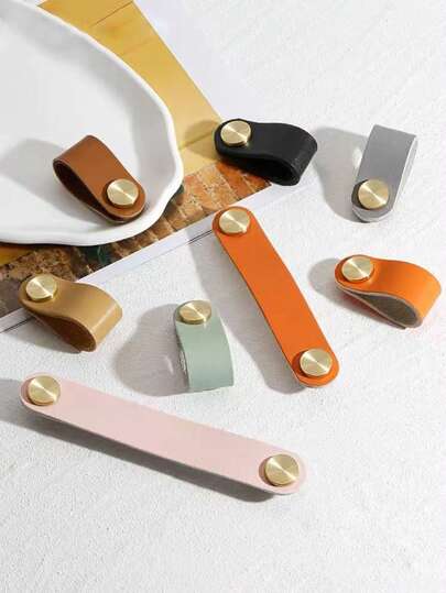 2pcs/5pcs Thickened Anti-Collision First Layer Genuine Cowhide Leather Pull Handle, Single Hole Handle, Suitable For Kids Room, Drawers, Cabinets, Wardrobes, Cabinet Doors, Dressers, American-Style Furniture, Total Length 13.8CM/5.43in, Hole Spacing 9.6CM/3.77in, Copper Cap Buckle + Leather Material Handle, Screws Included