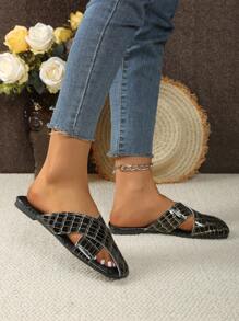 Sandalias planas de mujer de con diseño hueco y punta cerrada, sandalias versátiles y fáciles de poner para el verano