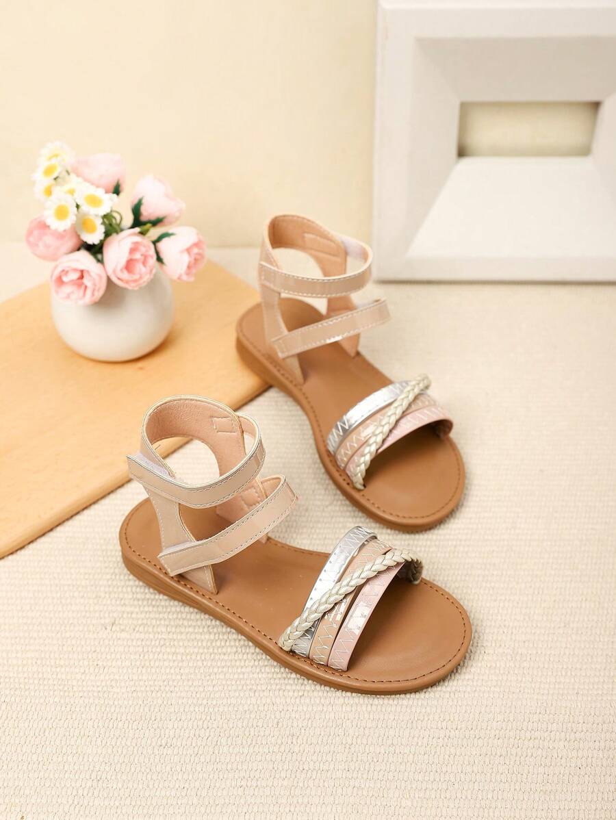 1 Pair Girl's Flat-Bottom Outdoor Beach Sandals, Suitable For Spring/Summer - Khaki - View 1