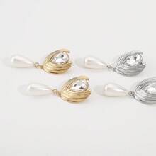 1 Pair Elegant Geometric Metal Rhinestone & Pearl Decorative Pendant Earrings, Suitable For Women's Daily Wear