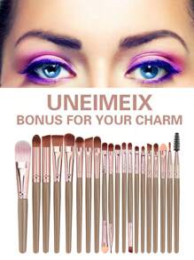 20件套化妆刷套装包含（粉底刷、眼影刷、混合刷、软毛刷、遮瑕刷、唇刷、眉刷、腮红刷），超柔软，价格实惠。这款无框化妆刷套装适合初学者，共有20支，便携易用，是化妆工具的理想之选。套装包含化妆刷、化妆刷套装、化妆刷套装、全套化妆工具、化妆刷套装、化妆礼盒套装等。 - 棕色 - 查看 8