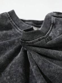 Summer Casual Streetwear Outfit: Loose Fit Snowflake Wash Short Sleeve T-Shirt + Drawstring Waist Shorts, Suitable For Outdoor, Hiking, Beach Lifestyle