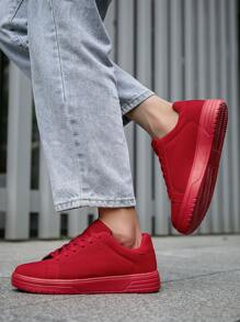 男士经典时尚纯色拼接低帮系带红色厚底滑板鞋，个性化青少年户外舒适运动休闲鞋