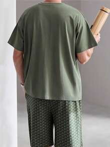 Conjunto de pijama de hombre con cuello redondo, estampado geométrico verde, de manga corta y pantalón corto, ropa de estar en casa de verano