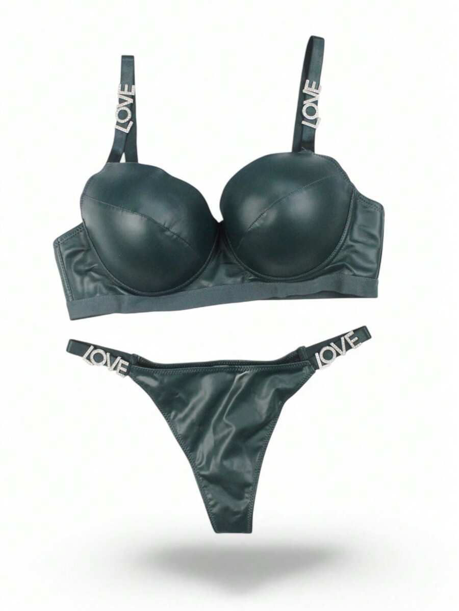 Sexy Vinyl Bra And Thong Set With Incredible Metal Letter Detail With Rhinestones, Smooth Design, High Support, B Cup. - 軍綠色 - 查看 1