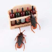 Prank Fake Roaches, Favorite Trick Joke Toys Look Real, Scary Insects Realistic Plastic Bugs, Novelty Cockroach For Party, Christmas, Halloween,April Fool's Day - Cockroach - View 2