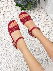 1 双红色儿童高跟凉鞋，交叉带粗跟舒适凉鞋，适合女童舞蹈表演礼服正式公主鞋 - 紅色 - 查看 3
