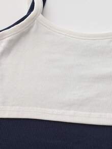 二合一短款上衣 黑白拼接性感针织背心 女士修身上衣