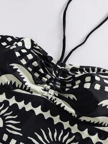 2025 Stroje plażowe dla kobiet Strój kąpielowy, wygodny poliester Nadruk Seksowny marszczony kostium kąpielowy z dekoltem typu halter na wakacje na plaży Swobodny Stylowy