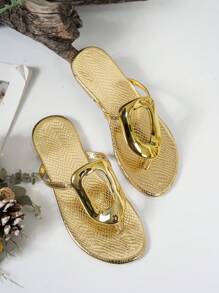 Dép xăng đan nữ, Dép xăng đan dáng rộng, Trang trí kim loại vàng, Dép xăng đan đế bằng thoải mái, Dép xăng đan quai mảnh, Dép xăng đan mũi tròn, Thiết kế quai rộng, Giày nữ mùa hè, Dép xăng đan thường ngày, Giày đi biển, Dép xăng đan du lịch, Giày thời trang nữ, Giày nữ thoải mái, Dép xăng đan đa năng, Dép xăng đan phong cách Hàn Quốc, Dép xăng đan phong cách Châu Âu & Mỹ, Dép xăng đan thiết yếu mùa hè - Vàng - Xem 6